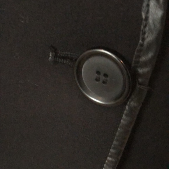 Classic/ flair back Blazer🌸 - Picture 11 of 11